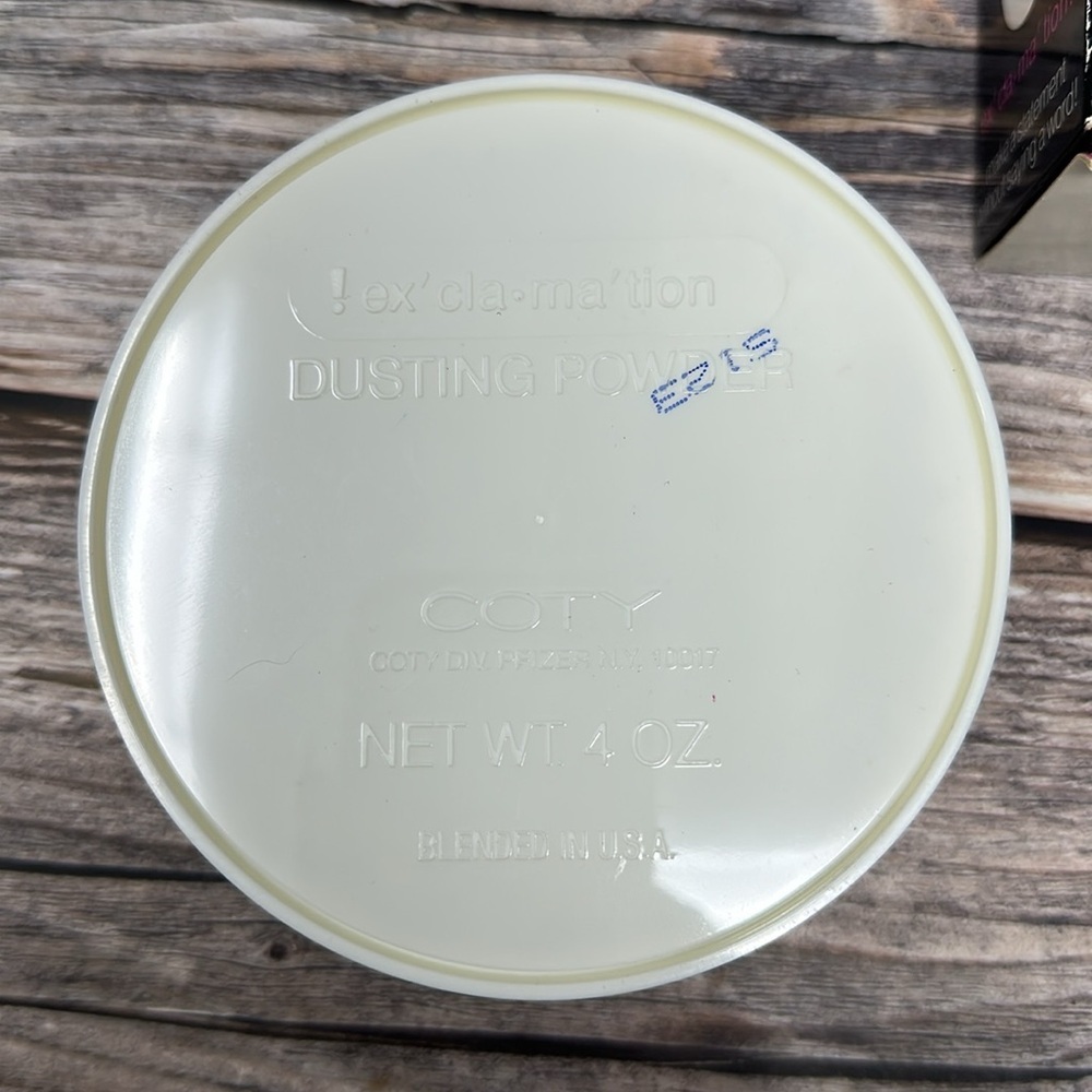 Exclamation! by Coty Vintage Sealed Dusting Powder with Puff 4.0 oz​ - Picture 5 of 8